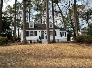 108 Crescent Ave, Fayetteville, NC 28305