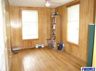 9571 N 220 E, Roanoke, IN 46783