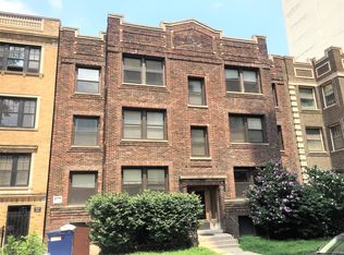 656-58 W Gordon Ter, Chicago, IL 60613