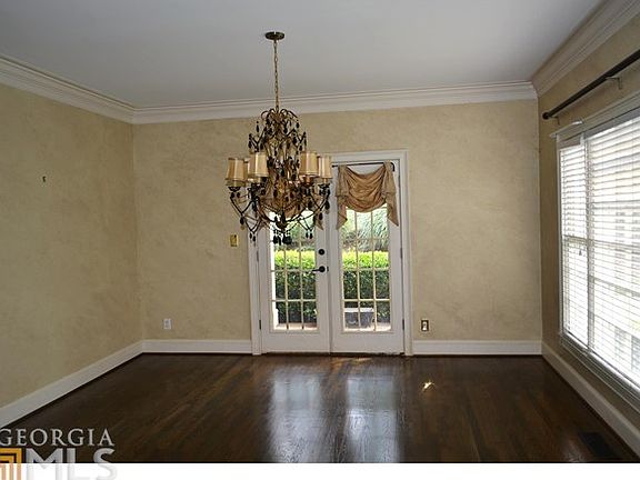 3rd image of 10280 Oxford Mill Dr