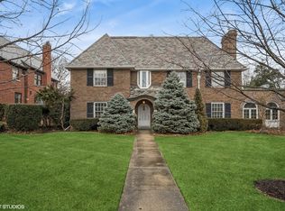 605 Earlston Rd, Kenilworth, IL 60043