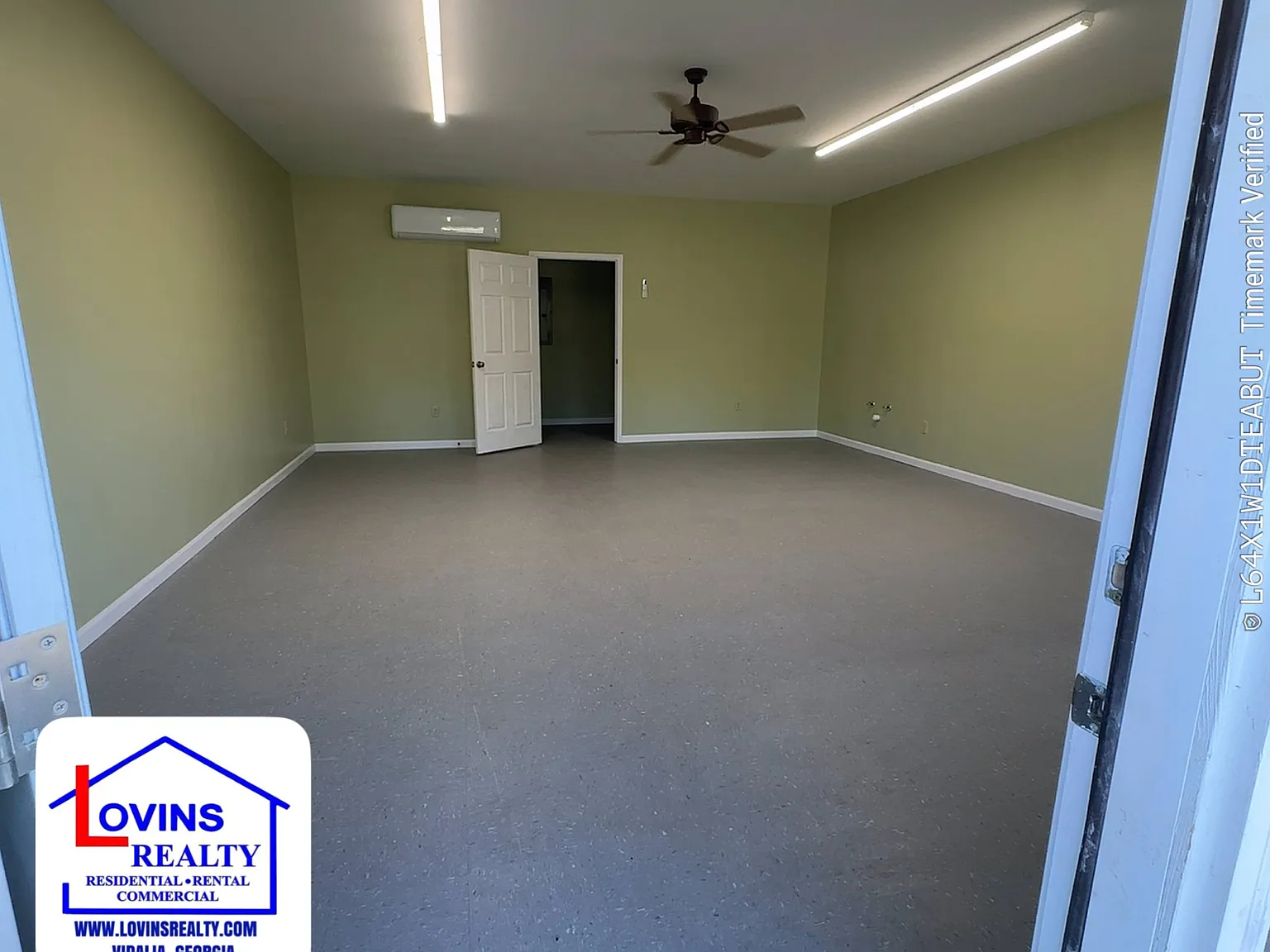 Davis - 207 McIntosh Street - A2 — Photo 3