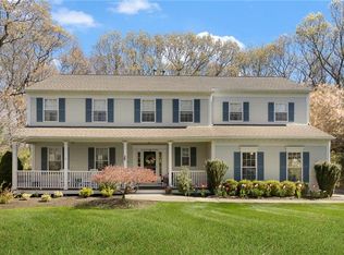 283 Castle Rocks Rd, Warwick, RI 02886