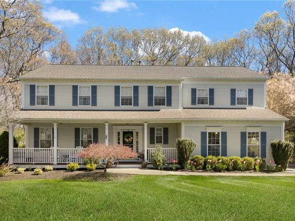283 Castle Rocks Rd, Warwick, RI 02886
