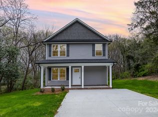 388 Camden Ct NW, Concord, NC 28027