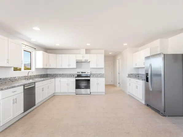 537 E Ash St, Huachuca City, AZ 85616