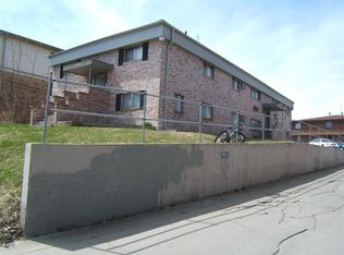 419 S Johnson St, Iowa City, IA 52240