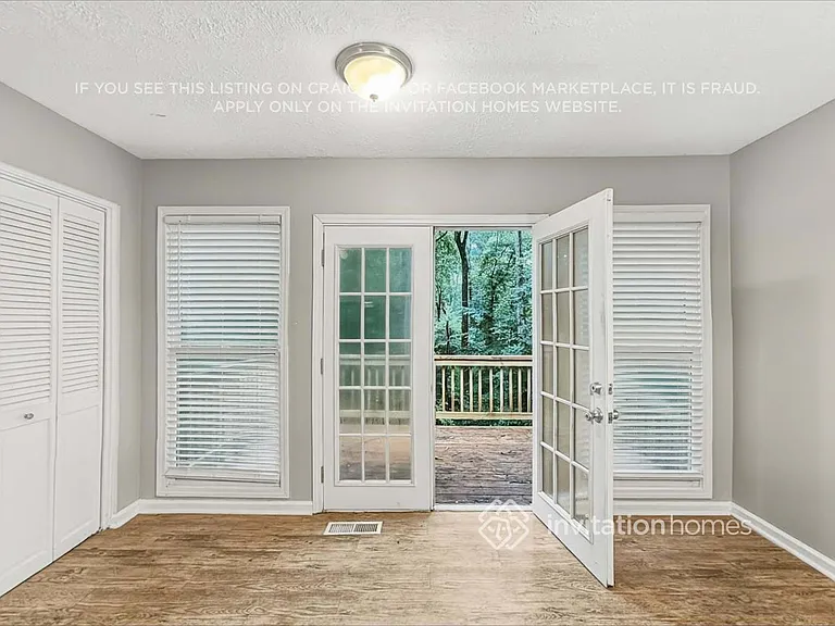 6572 Oakwood Dr — Photo 8
