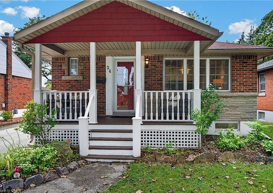 1st image of 24 Castlefield Dr