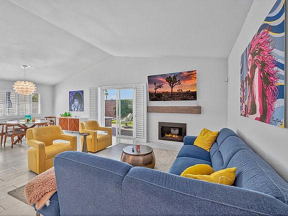 3rd image of 77707 Calle Las Brisas S