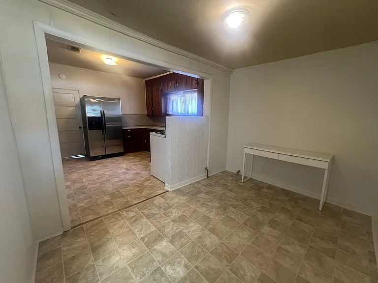 678 Winston 8 Ranch Rd — Photo 3