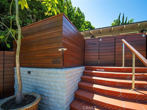 2nd image of 33921 Robles Dr #C