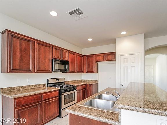 2nd image of 5401 Gold Country St