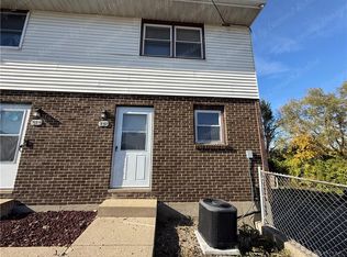 557 N Broad St, Fairborn, OH 45324