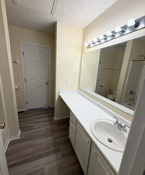 6722 Lagrange Dr — Photo 18
