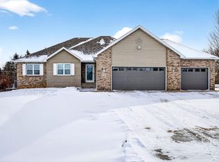 W2967 Farmstead Dr, Appleton, WI 54915