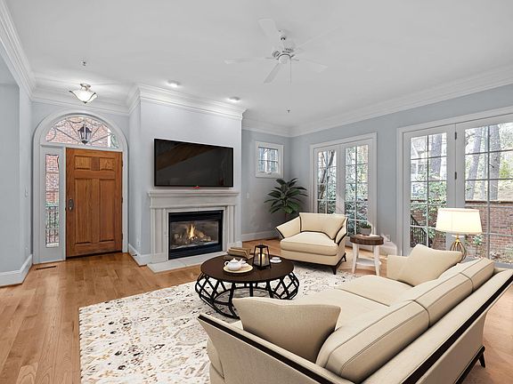 5th image of 215 Old Franklin Grove Dr