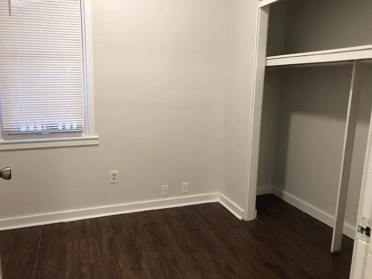 516 Center Ave #2 — Photo 13
