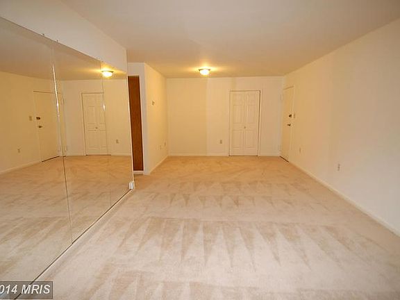 4th image of 4355 Ivymount Ct APT 10