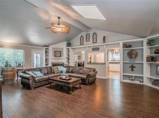 200 Springridge Ln, Euless, TX 76039