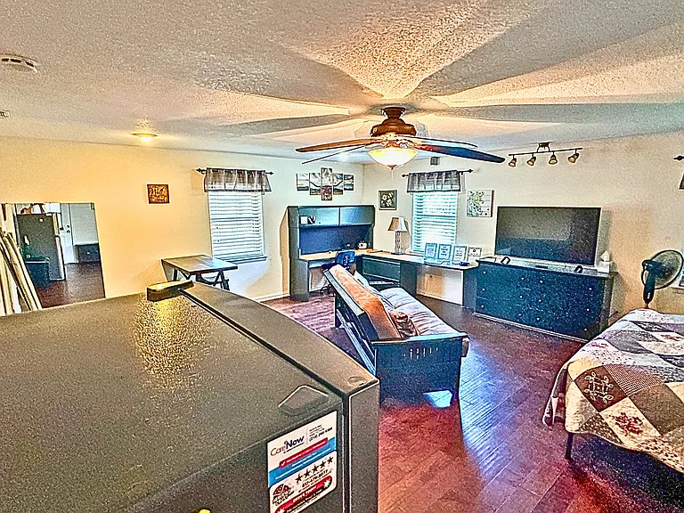 3000 Keller Hicks Rd #2 — Photo 23