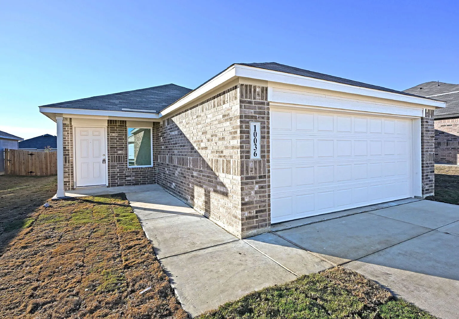 3 bed, 2.0 bath, 1266 sqft, $1,445 — Photo 2