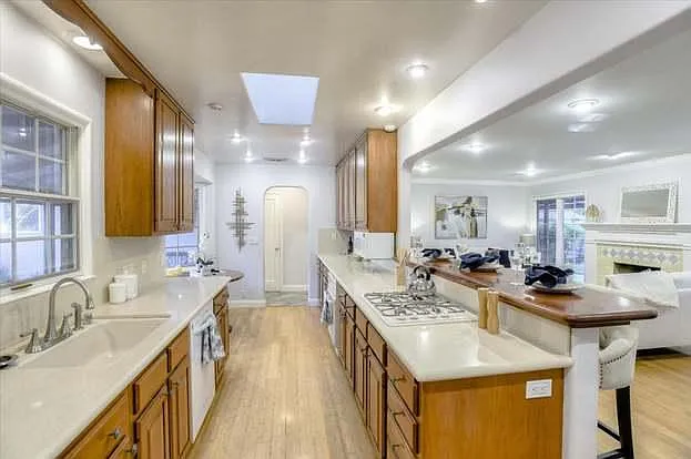 4024 Amaranta Ave — Photo 7