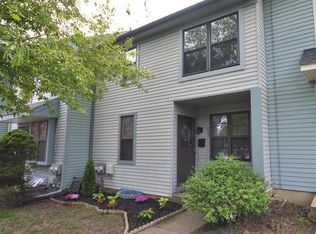 405 Franklin Ct, North Wales, PA 19454