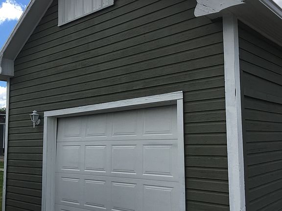 5th image of 504 S Poplar St