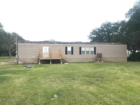 3rd image of 16540 Sandell Dr