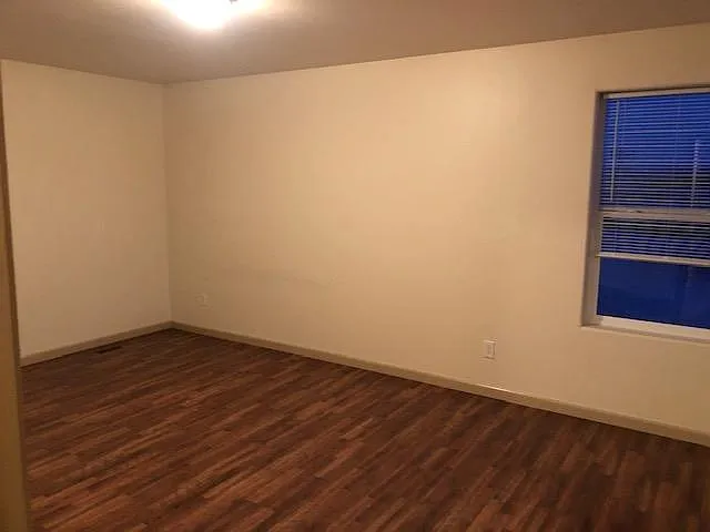 283 Landmark Ct — Photo 7