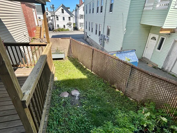 49 Foss St APT 101, Biddeford, ME 04005