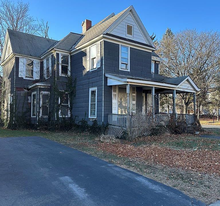1st image of 1409 Lake St