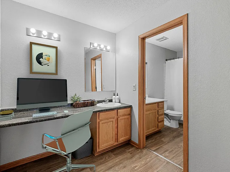 River Ridge Apartments — Photo 9