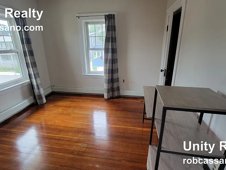 Frederick Ave — Photo 12
