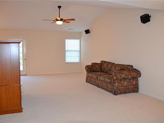 4th image of 3990 Park Springs Dr