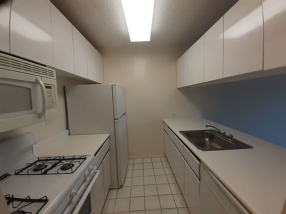 5th image of 62-54 97th Pl #6