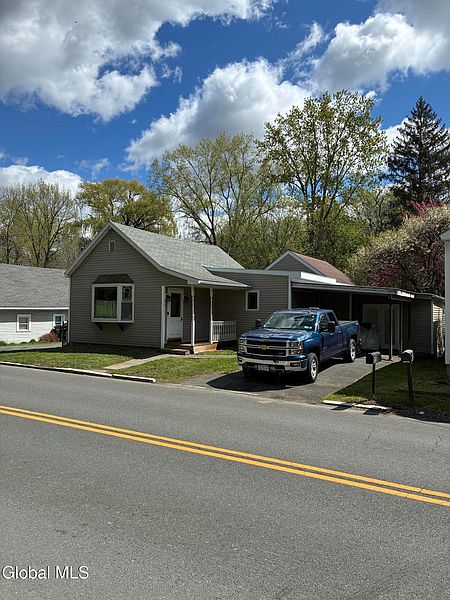 2nd image of 1012 2nd Avenue