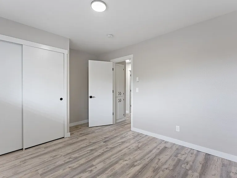 Eastside Village Apartments — Photo 91