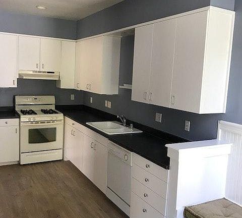 Spacious Kitchen