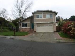 900 Greenmont Dr, Vallejo, CA 94591