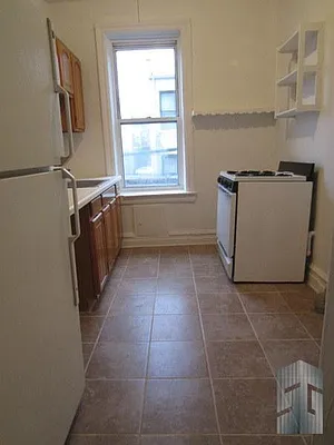 Rented by Skyline Group Real Estate | media 14