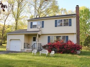66 Stoneywood Dr, Niantic, CT 06357