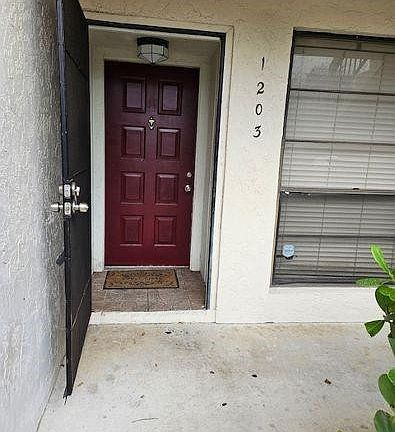 5th image of 2740 S Oakland Forest Drive #1203