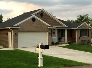 296 Lacock St, Washington, PA 15301