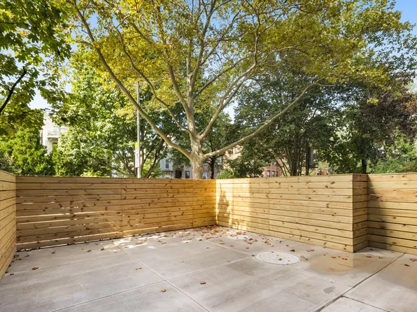 113 Clinton Avenue image 1 of 12