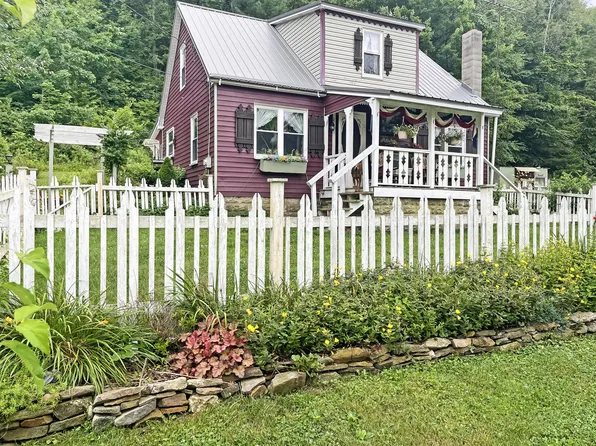 203 Mountain Run Rd, Dubois, PA 15801