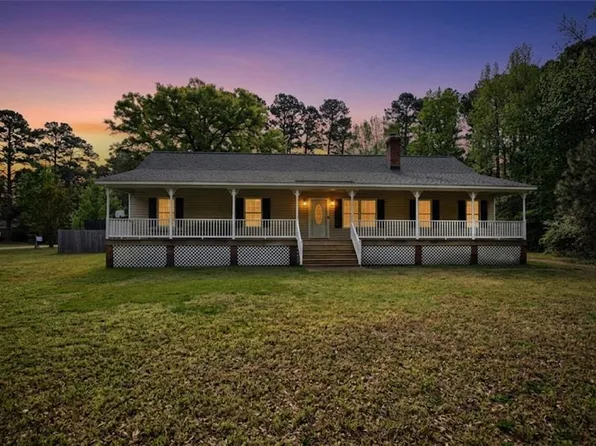 12127 Elizabeth Curtis Ln, Gloucester, VA 23061