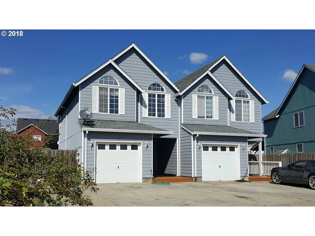 465 SE Excel St photo 1