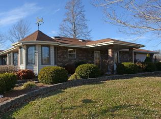 8125 E Division St, Strafford, MO 65757